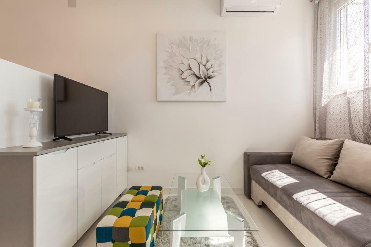 Studio Apartments Twins Split Buitenkant foto